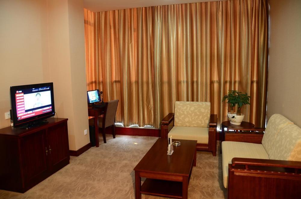 Dubai Holiday Hotel - Ханчжоу Екстер'єр фото